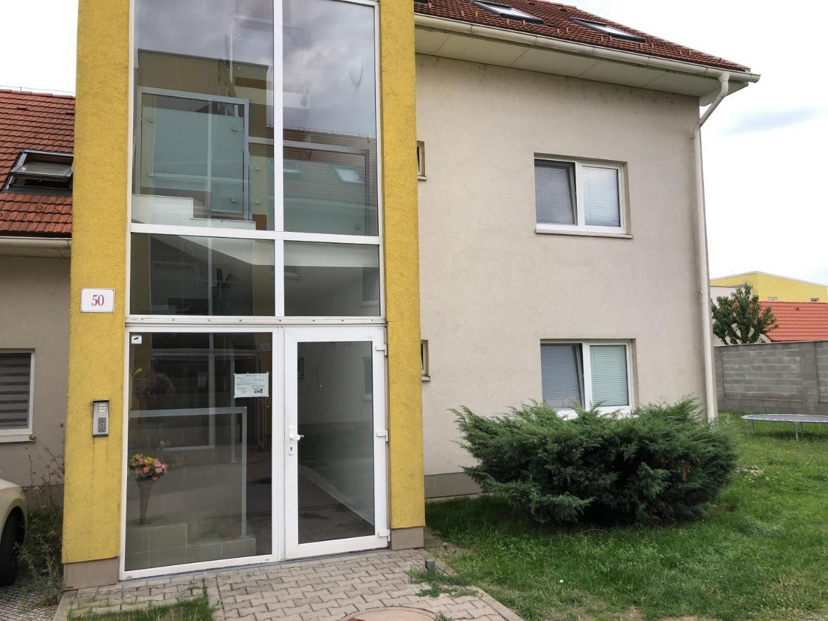 Apartman 501 Biely Kostol Extérieur photo